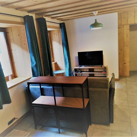Appartement Dans Ferme Renovee Au Coeur Du Grand Massif Sixt Екстериор снимка