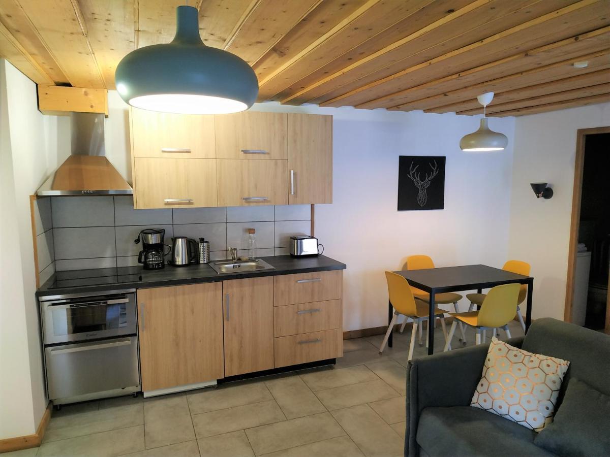 Appartement Dans Ferme Renovee Au Coeur Du Grand Massif Sixt Екстериор снимка